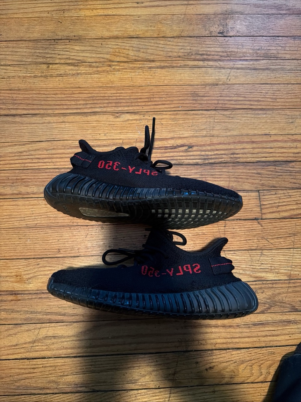 adidas Black Athletic Sneakers Yeezy 350 v.2 BReds